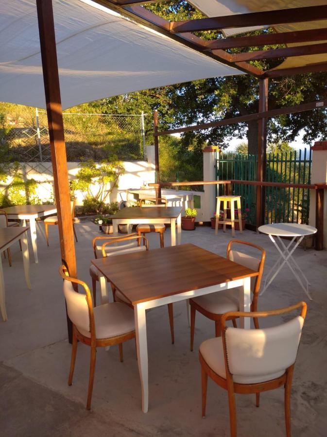 La Quercia Agriturismo อิมเปรีอา ภายนอก รูปภาพ