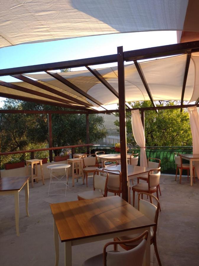 La Quercia Agriturismo อิมเปรีอา ภายนอก รูปภาพ