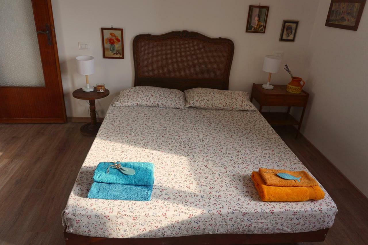 La Quercia Agriturismo อิมเปรีอา ภายนอก รูปภาพ