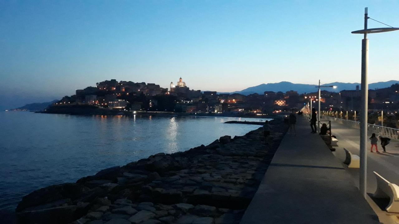 La Quercia Agriturismo อิมเปรีอา ภายนอก รูปภาพ